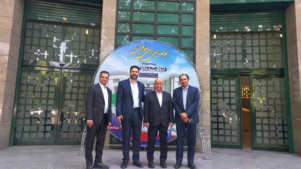 تجلیل از نقش روابط عمومی در دانشگاه علوم پزشکی تهران؛ هم‌صدایی برای موفقیت و پاسداشت خلیج فارس