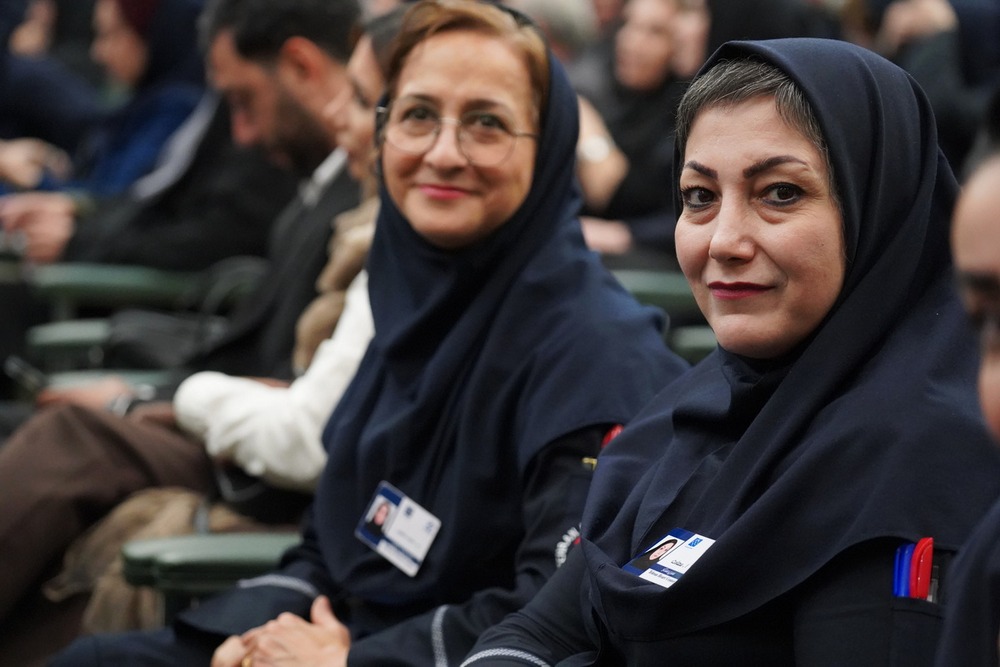 تجلیل از پرستاران نمونه و فداکار در مراسم گرامیداشت روز پرستار در مرکز قلب تهران